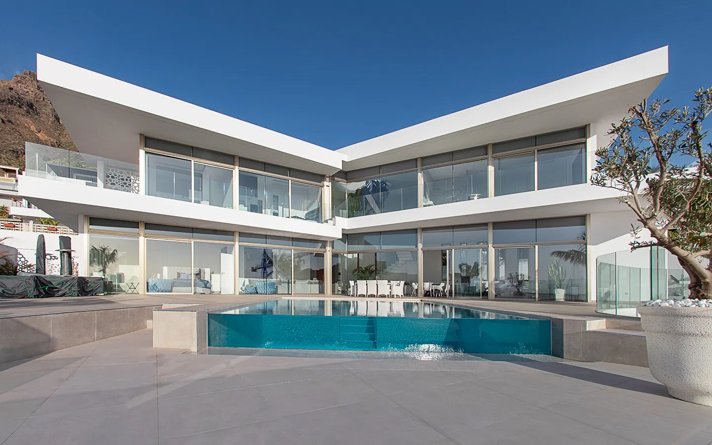 Villa LUX-I exterior
